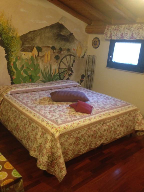 维特利亚阿尔玛鲁住宿加早餐旅馆 卡塔尼亚 外观 照片